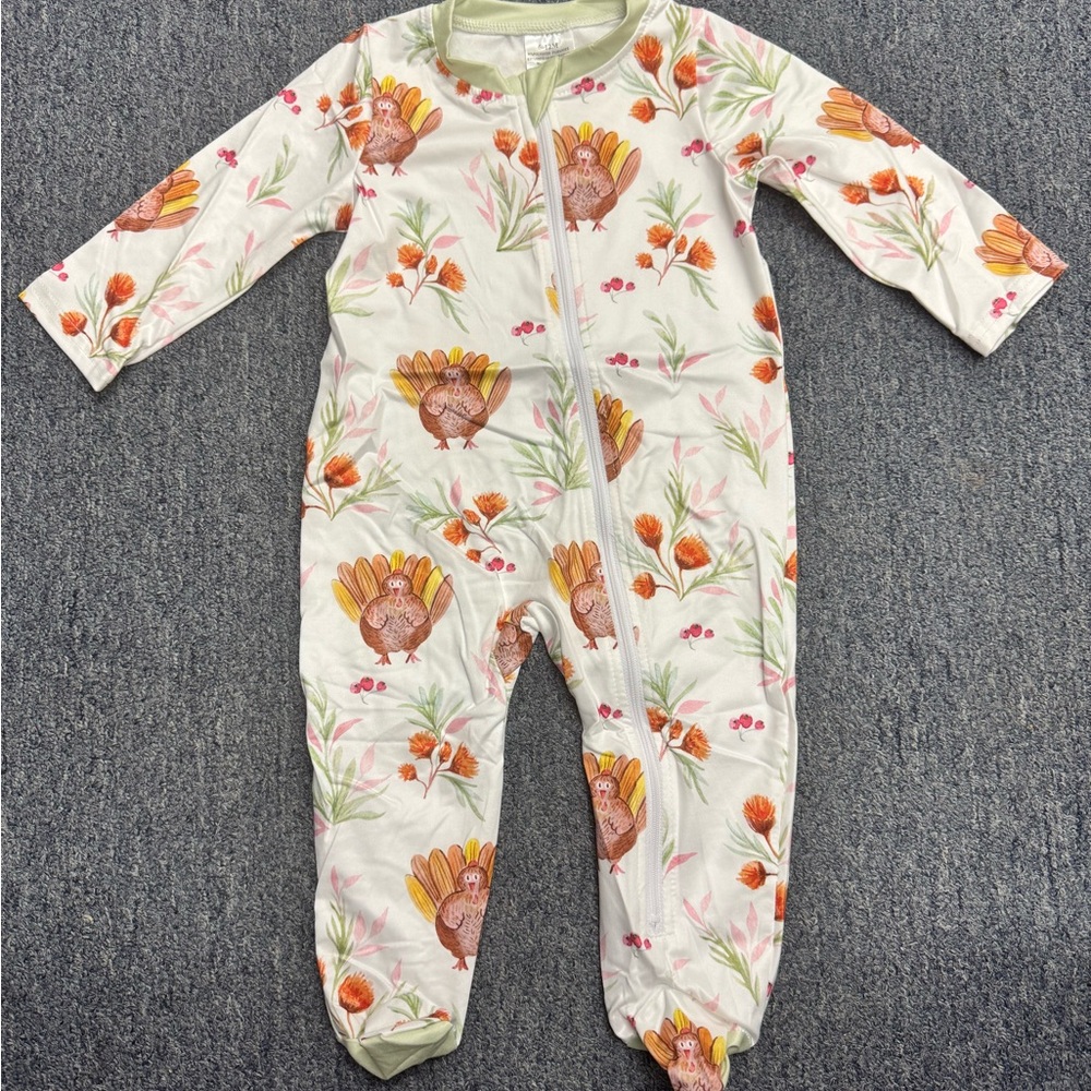 Kids One Piece with Turkey and Floral Print 12-18 months